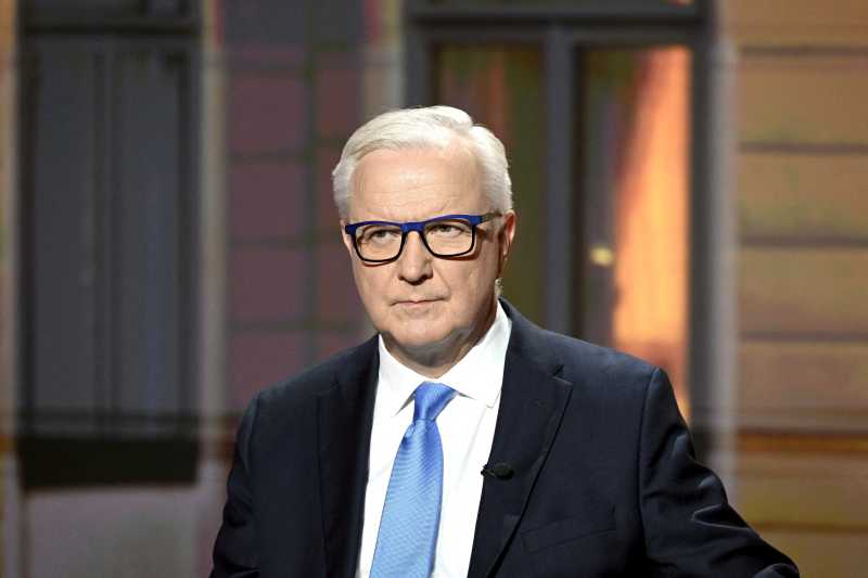Olli Rehn (BCE): Există puține indicii care să sugereze că inflația ridicată prinde rădăcini